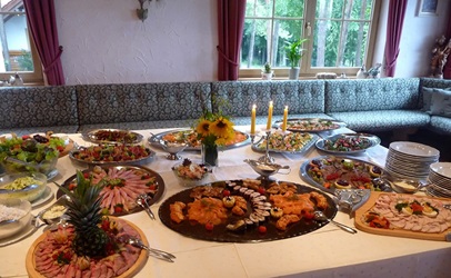 Märchenwald Buffet